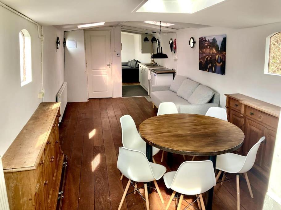 Prague On Boat, Privat Pier, Free Parking Hotel Bagian luar foto